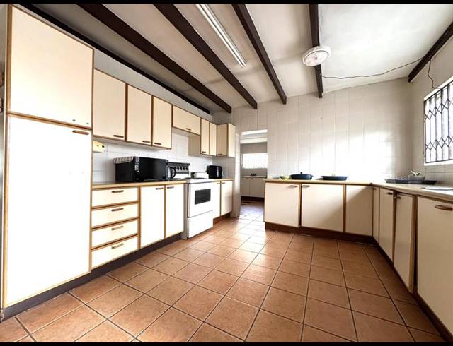 3 BEDROOM HOUSE FOR SALE IN LINDHAVEN